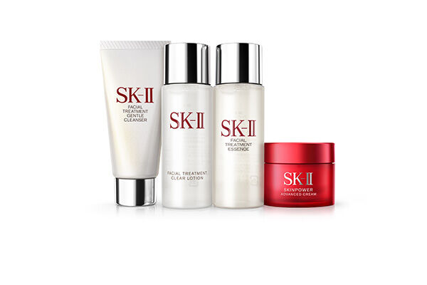 Get a free gift with purchase SK-Ⅱ over 65,000JPY！