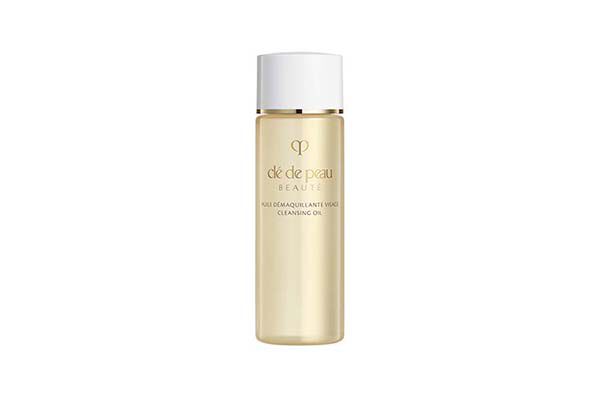 Cle de Peau Beaute | Receive a gift with your applicable Cl&eacute; de Peau Beaut&eacute; makeup product* purchase