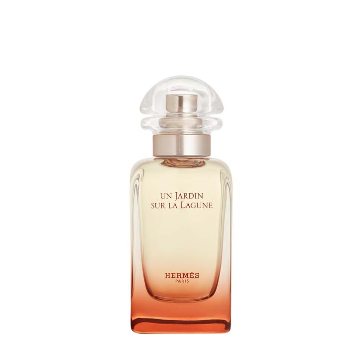 貴重　洋書　L'Ame Parfumee Des Jardins　フランス語香水 LL_img_365196_2.jpg?format=webp