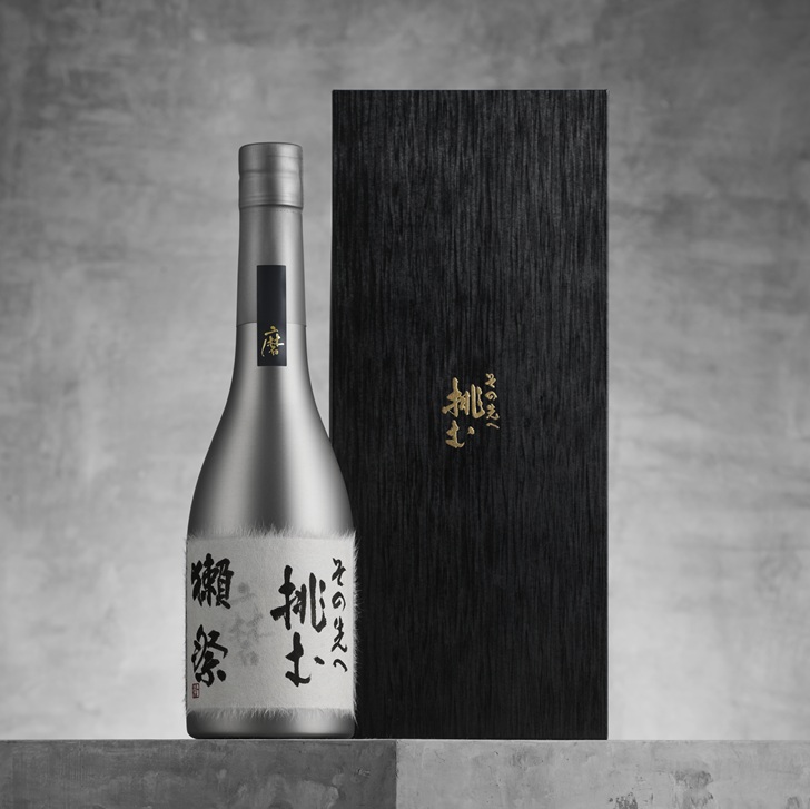獺祭 挑む 化粧箱入り 720ml - 【公式】関西国際空港 直営免税店 出発
