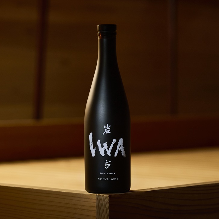 IWA 5 アッサンブラージュ セブン - 【公式】関西国際空港 直営免税店