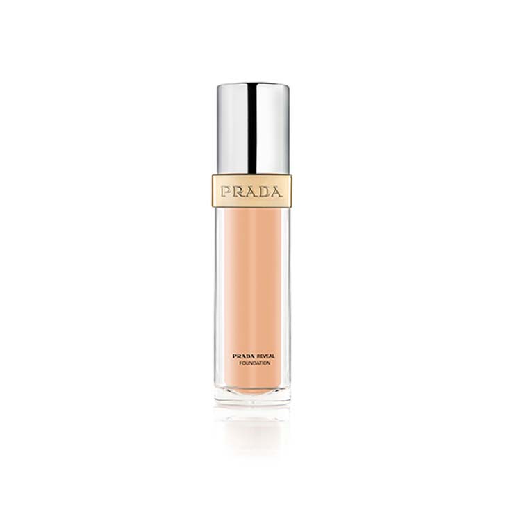 PRADA Beauty 美容液プライマー プラダ ビューティ＞角質ケアをしながら、肌をつるんと整える