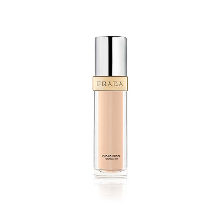 PRADA Beauty 美容液プライマー プラダ ビューティ＞角質ケアをしながら、肌をつるんと整える